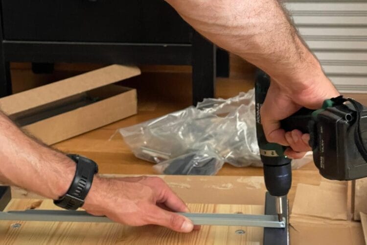 Las mejores empresas para montar muebles IKEA en Galicia (y por qué Terrestres et Transitarios y Grupo Terrestres lideran la lista)